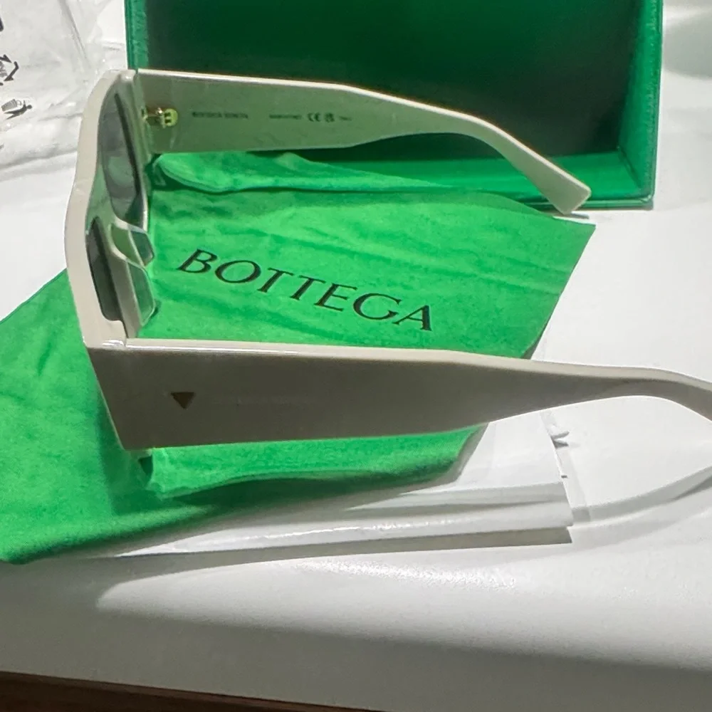 Bottega Veneta Cream and Black Sunglasses